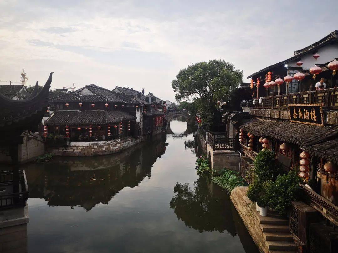 围城》好看,主要讲的什么?红迪网-最全面、最热门的讨论社区